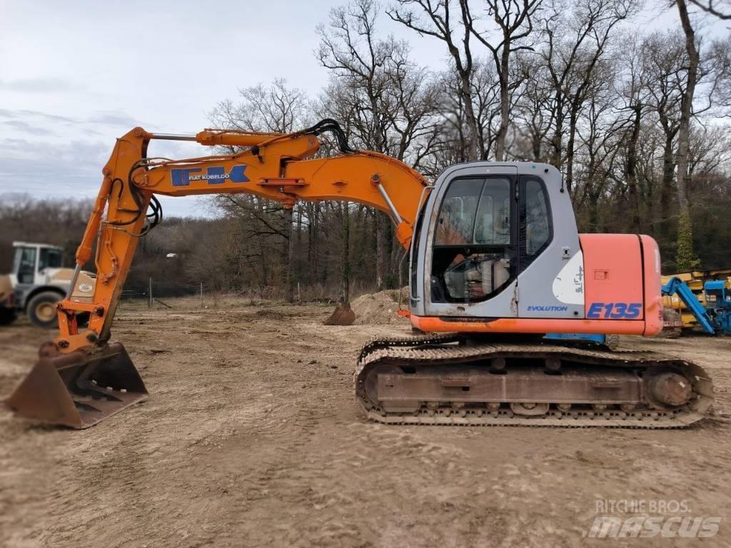 Fiat-Kobelco E 135 Escavadoras de rastos