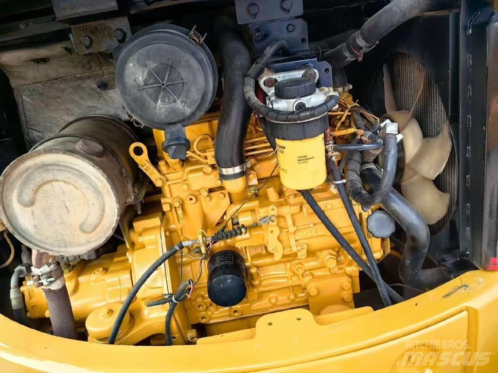 CAT 304 Mini Escavadoras <7t