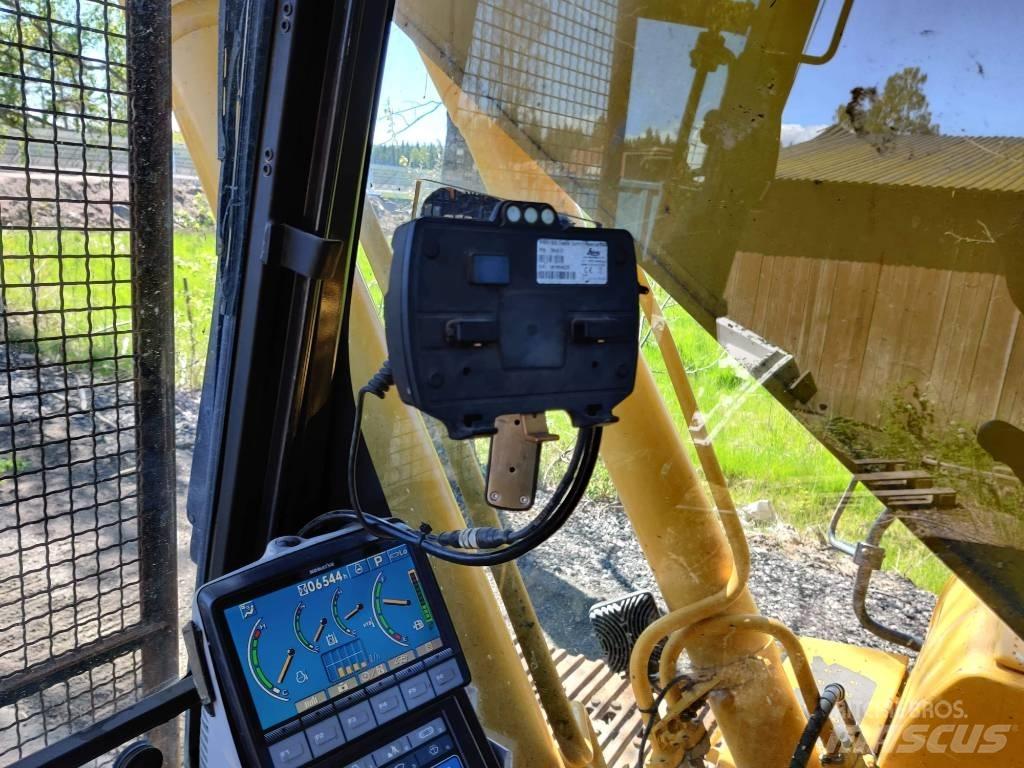 Komatsu HB215LC-1 Escavadoras de rastos