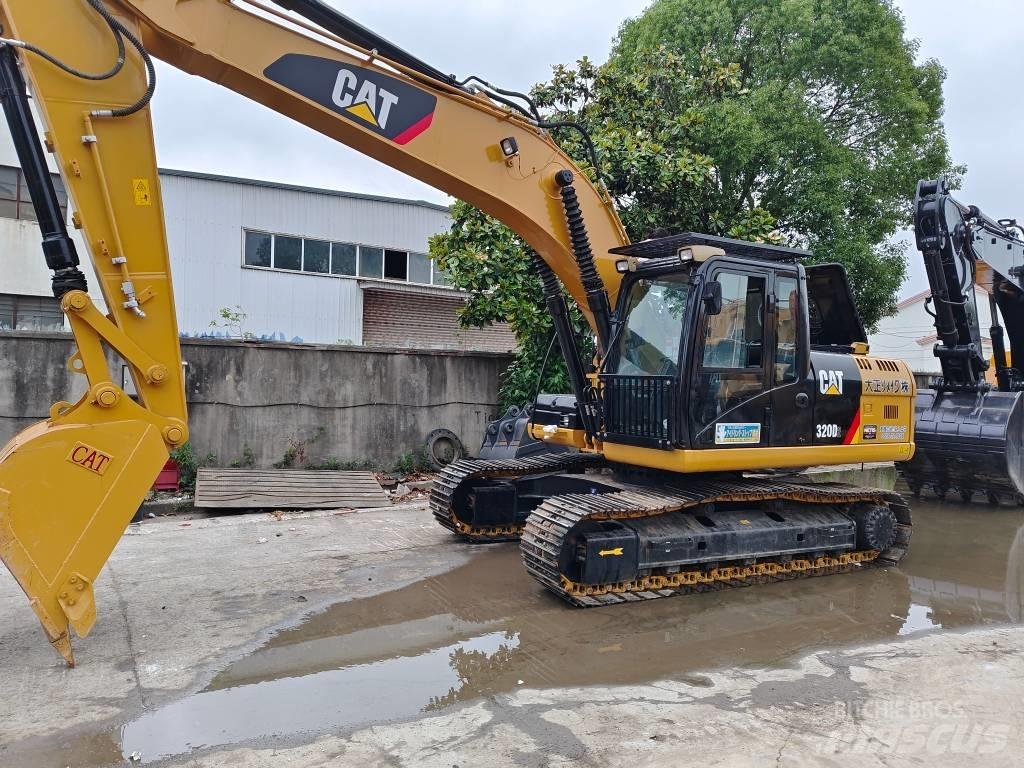 CAT 320 D2 Escavadoras de rastos