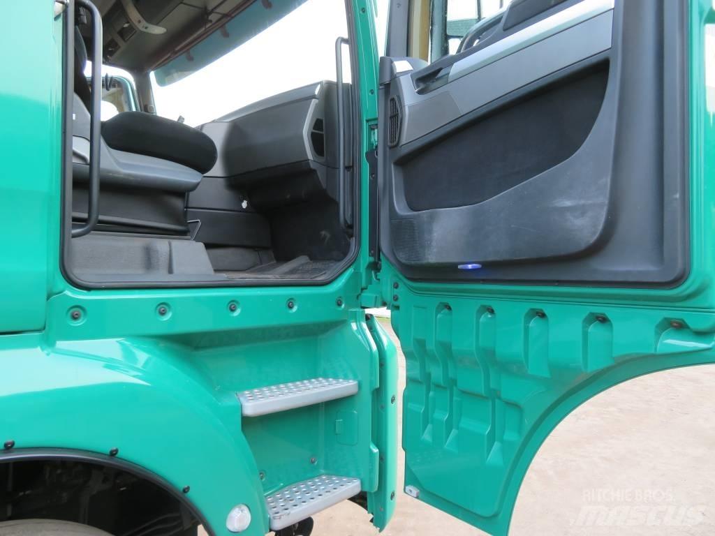 MAN TGX 33.480 Camiões de transporte de troncos