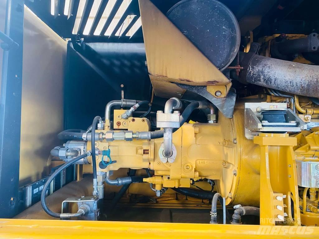 CAT M 318 D Escavadoras de rodas