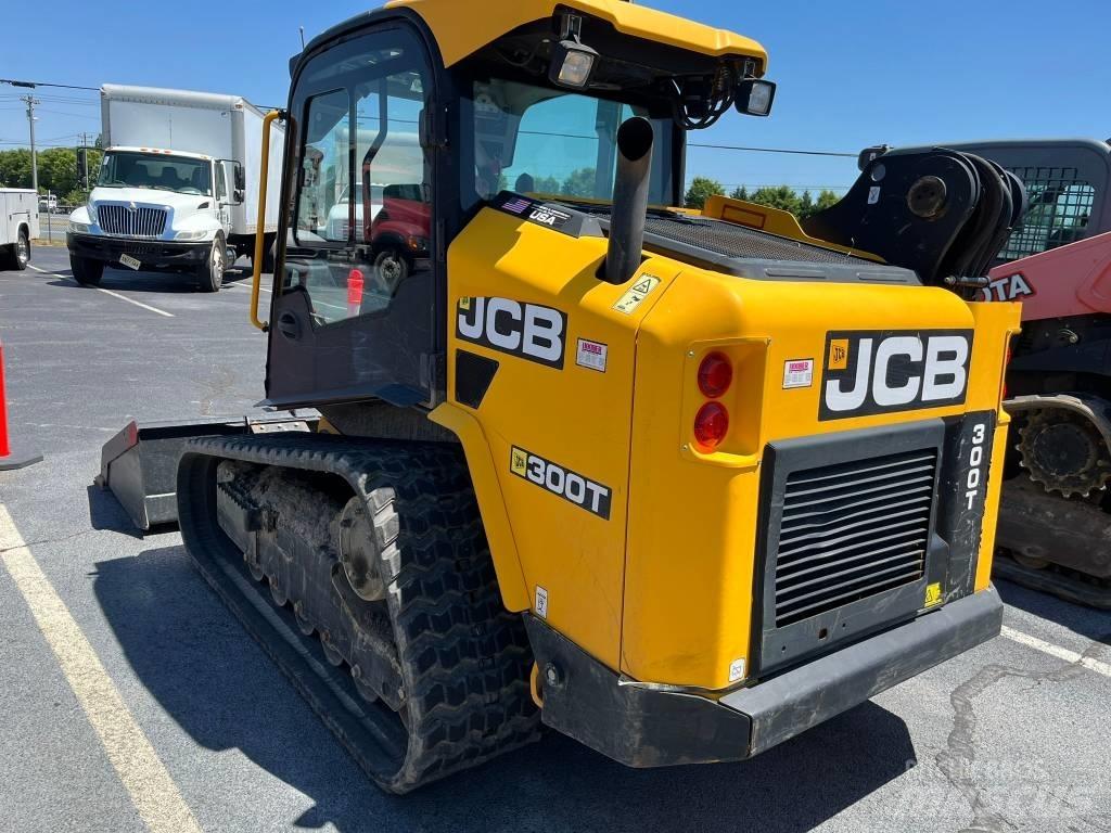 JCB 300 T Carregadoras de direcção deslizante