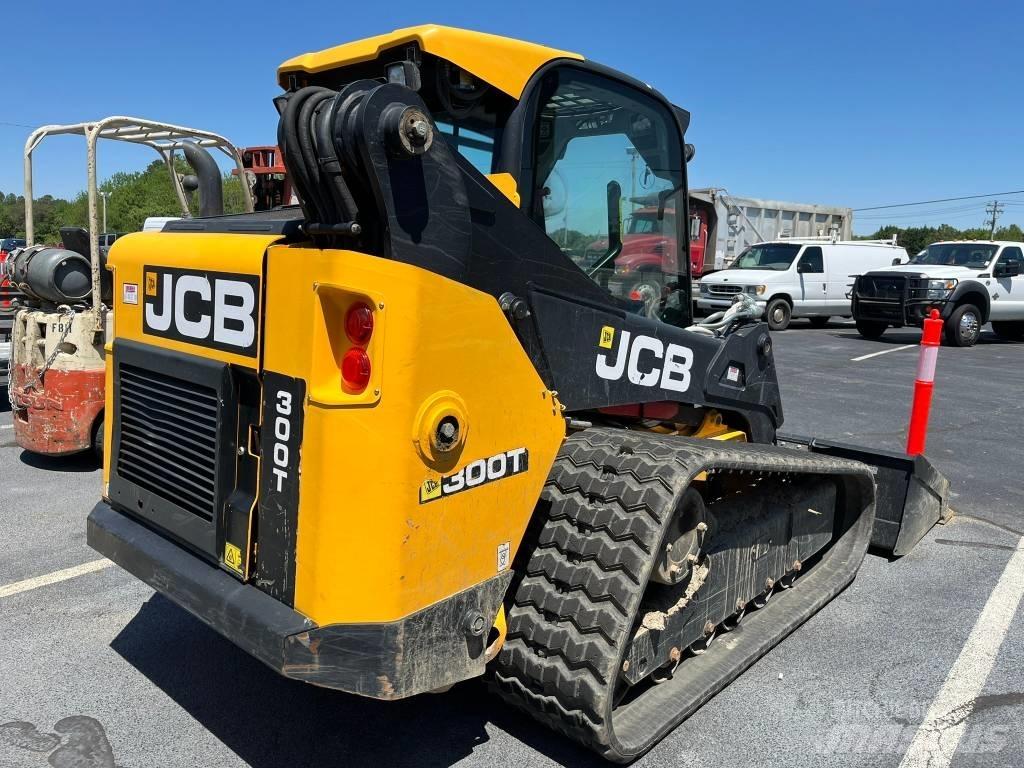 JCB 300 T Carregadoras de direcção deslizante