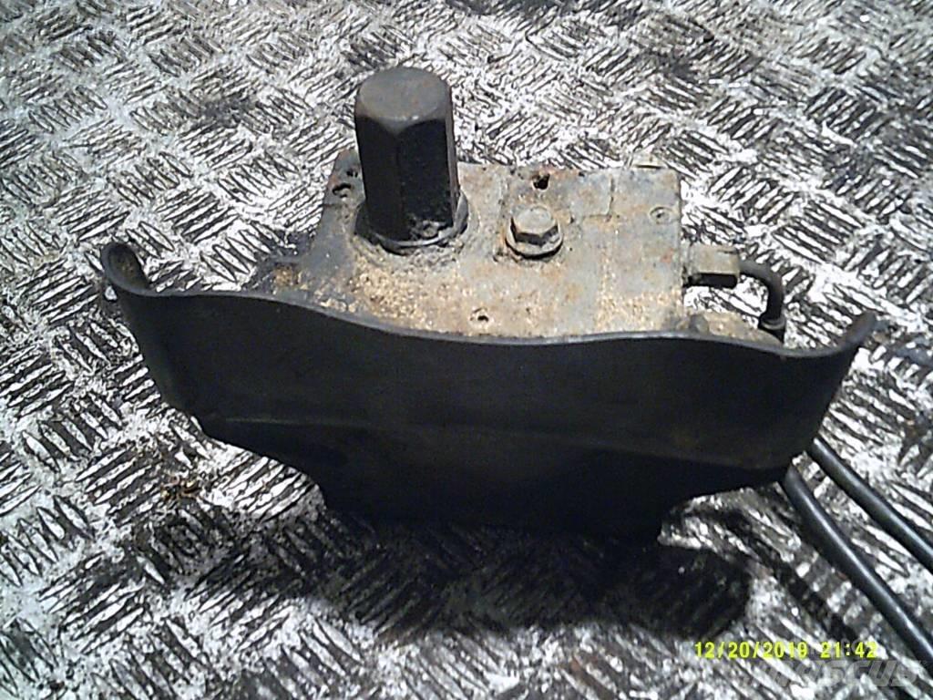 MAN TGS  81417236020 Hidráulica