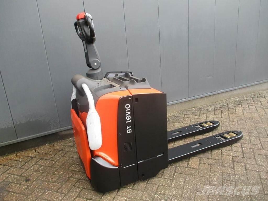 BT LPE 200 Porta-paletes com plataforma