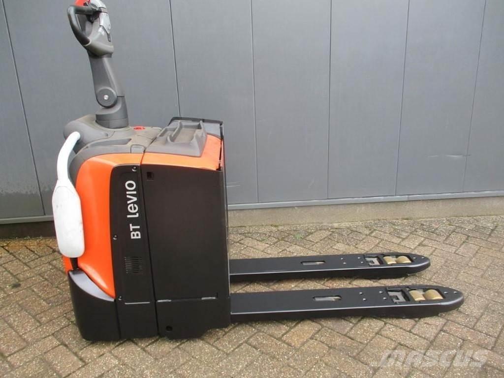 BT LPE 200 Porta-paletes com plataforma