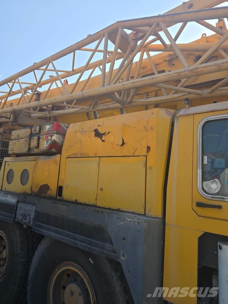 Liebherr LTM 1090 Gruas Todo terreno