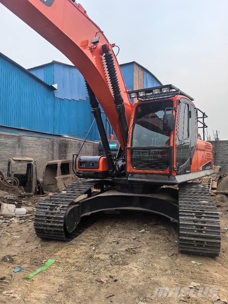 Doosan DX300 Escavadoras de rastos