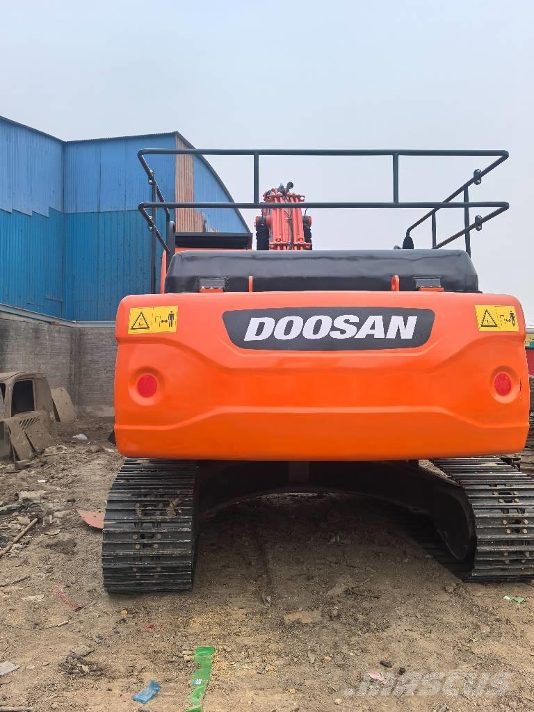 Doosan DX300 Escavadoras de rastos