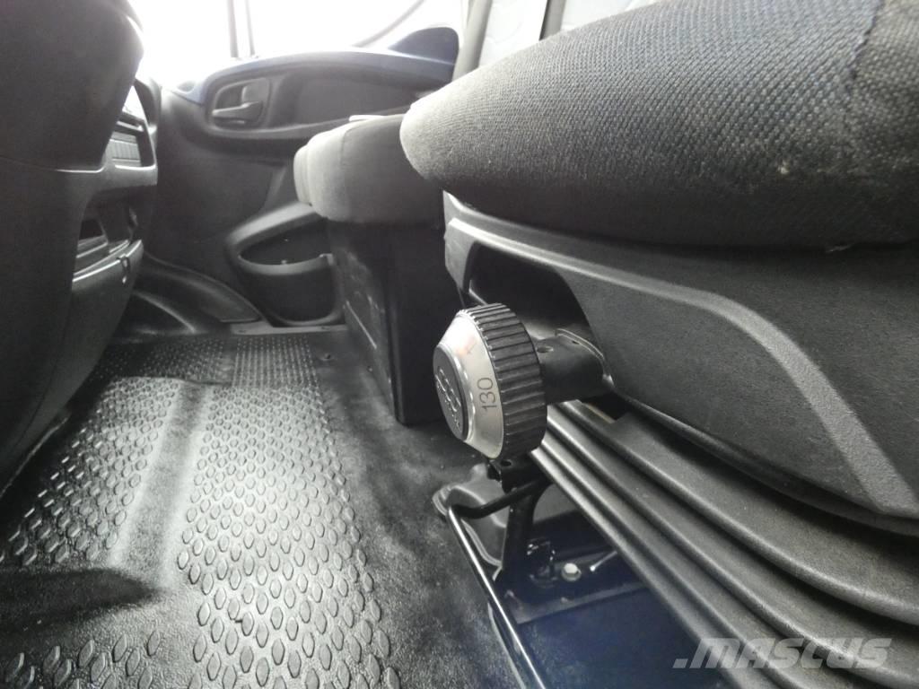 Iveco 50C 18 Camiões de Transporte Auto