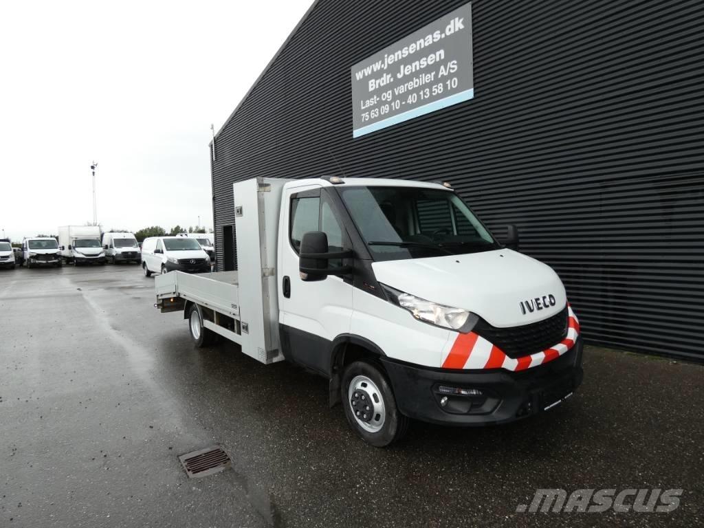 Iveco 50C 18 Camiões de Transporte Auto