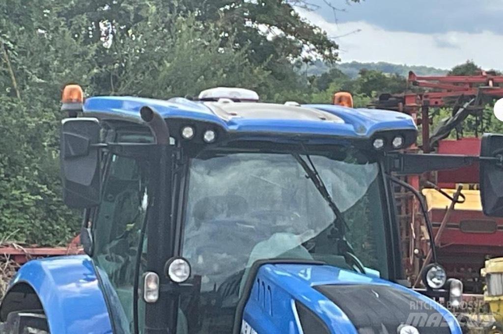 New Holland T 7.210 Tratores Agrícolas usados