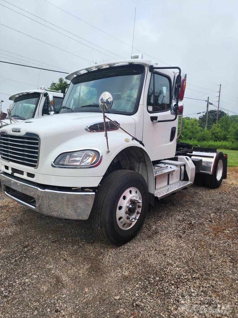 Freightliner M2 Tractores (camiões)