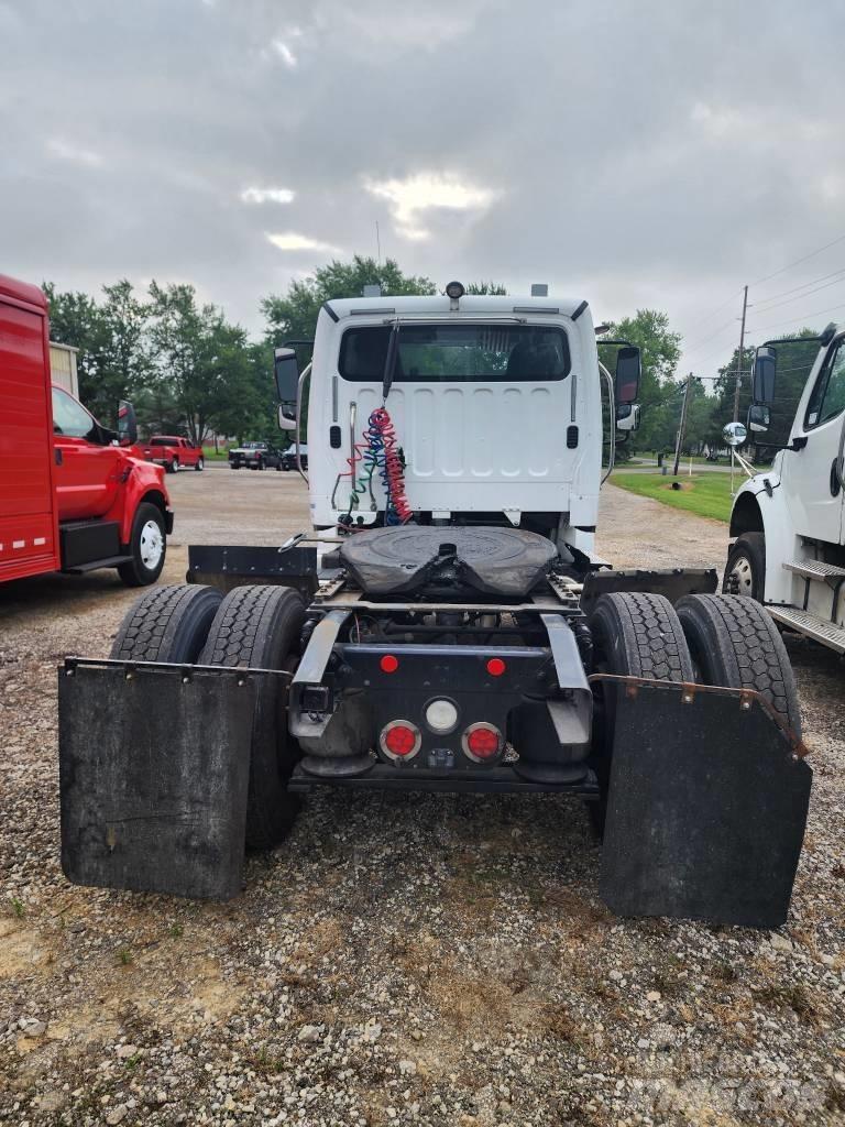 Freightliner M2 Tractores (camiões)