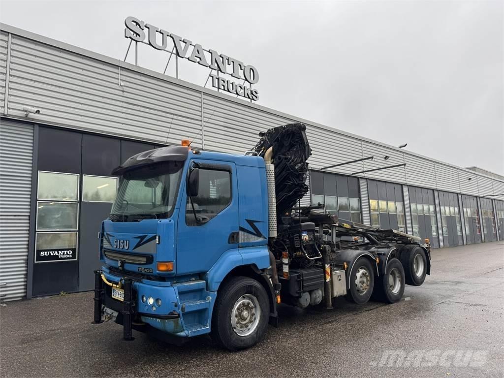 Sisu E11M Camiões grua
