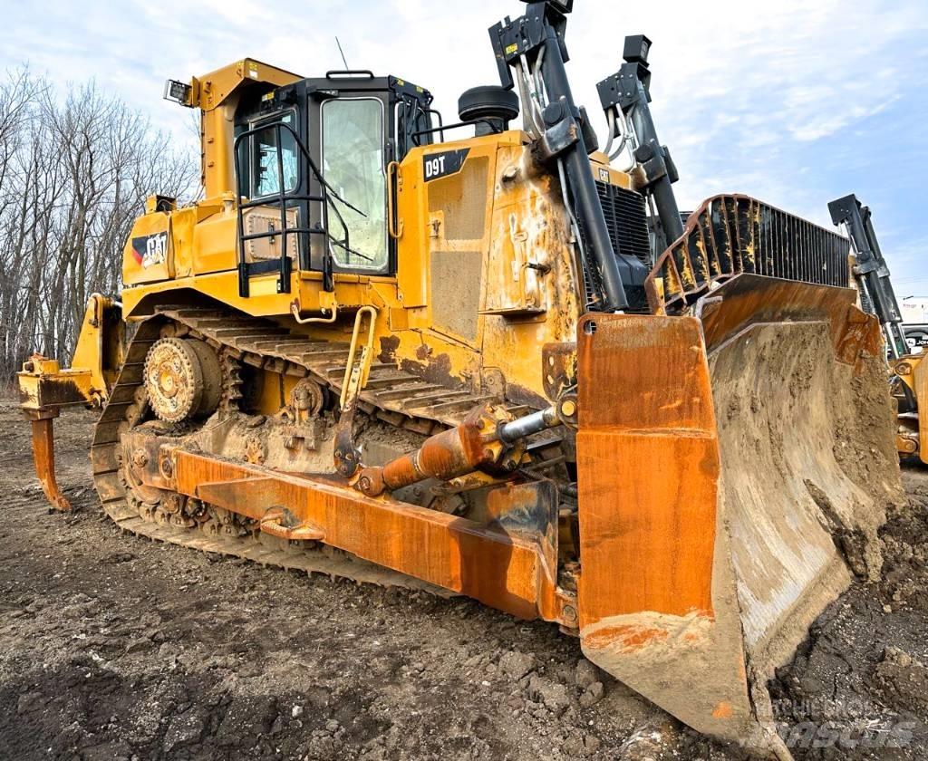 CAT D 9 T Dozers - Tratores rastos