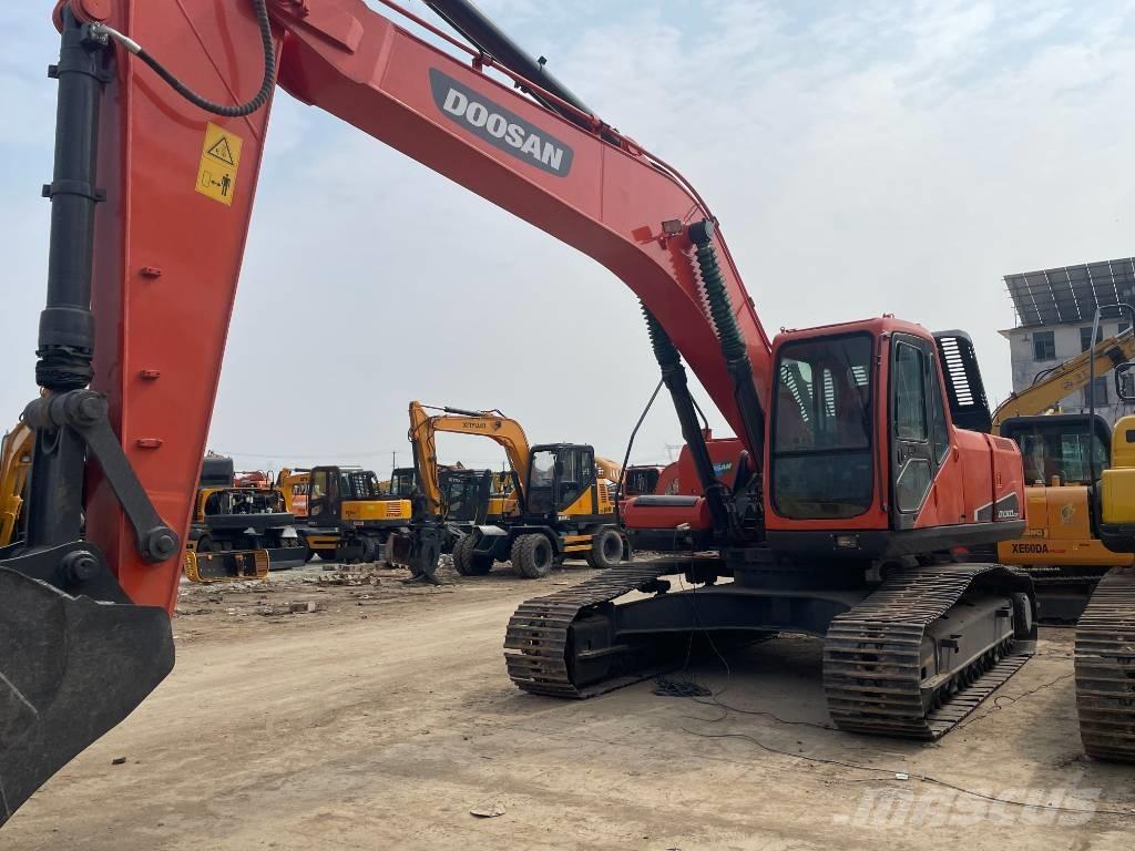 Doosan DX 300 Escavadoras de rastos