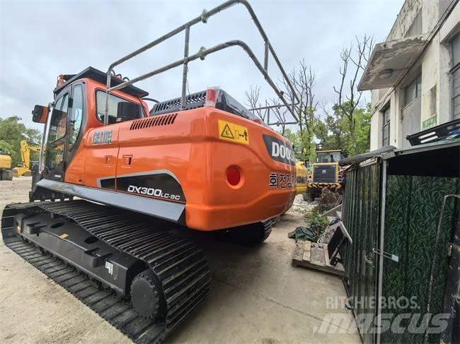 Doosan DX 300 LC Escavadoras de rastos