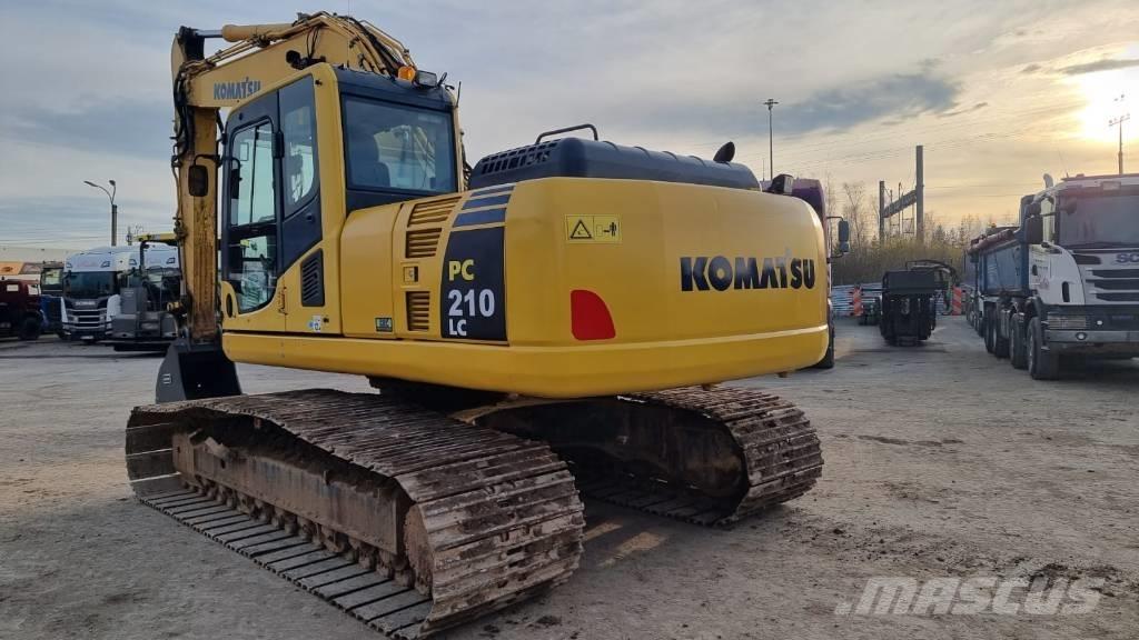 Komatsu PC 210 LC Escavadoras de rastos