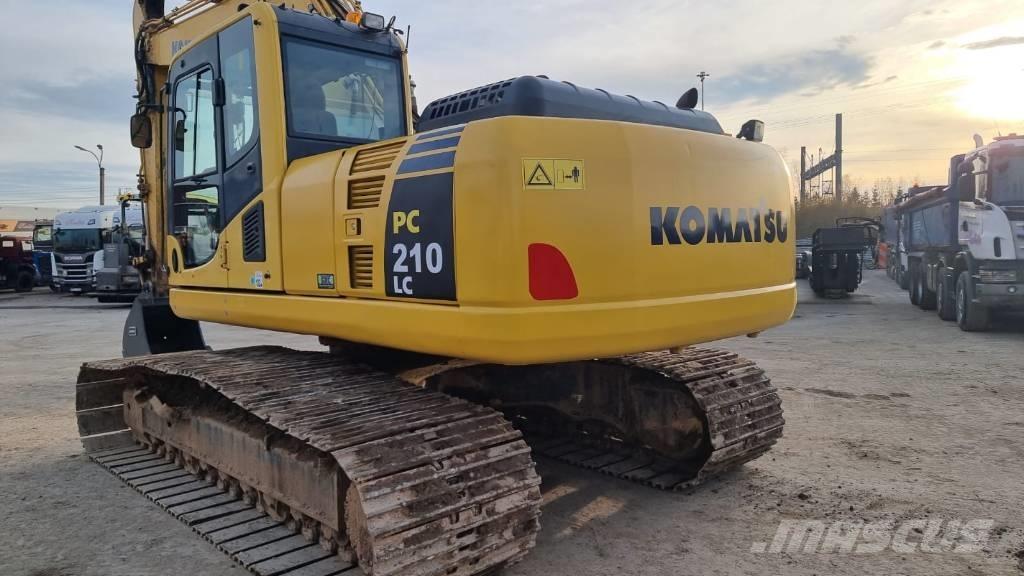 Komatsu PC 210 LC Escavadoras de rastos