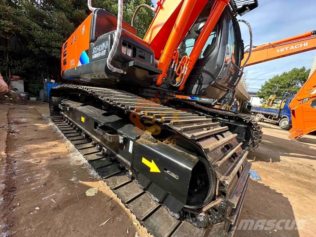 Hitachi EX 200 Escavadoras de rastos