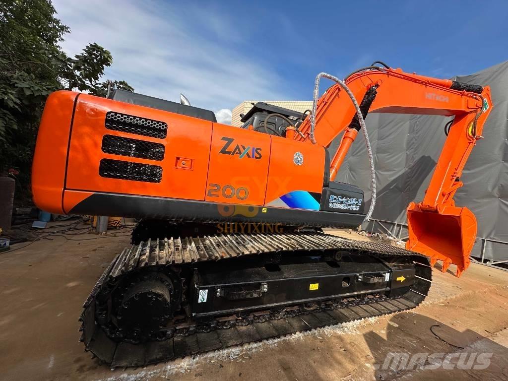 Hitachi EX 200 Escavadoras de rastos
