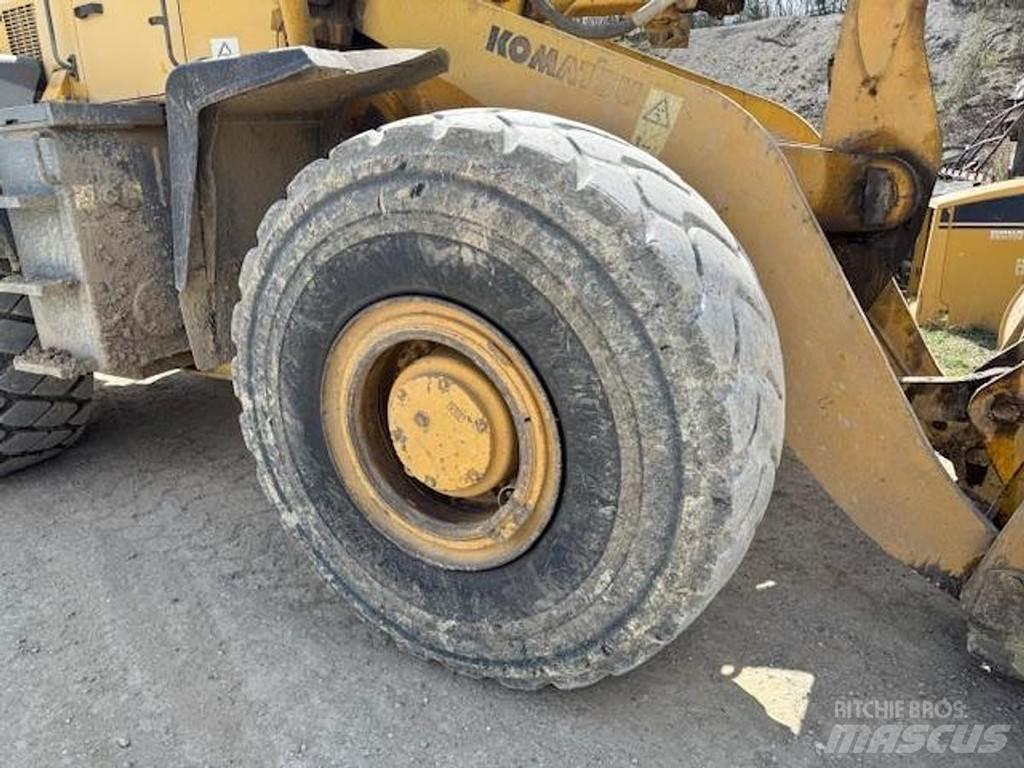 Komatsu WA 470-3H Pás carregadoras de rodas