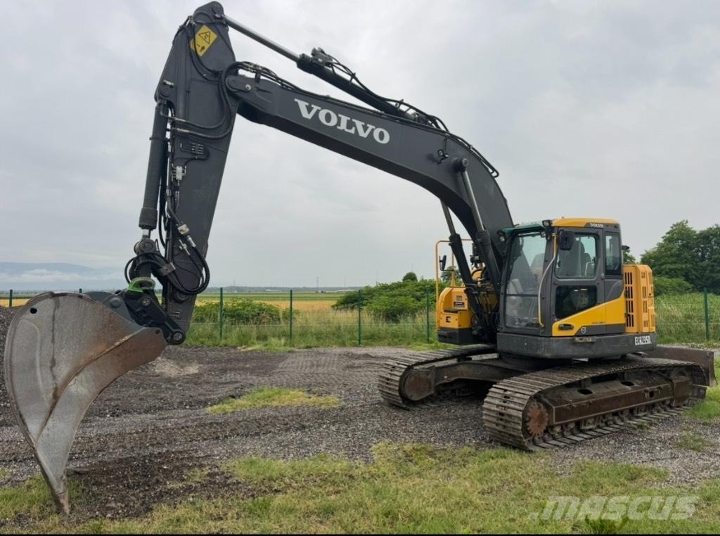 Volvo ECR235DL Escavadoras de rastos