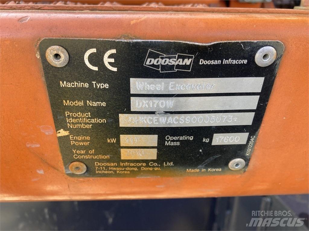 Doosan DX 170 W Escavadoras de rodas