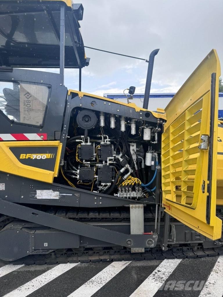 Bomag BF 700 C-3 L Pavimentadoras de asfalto