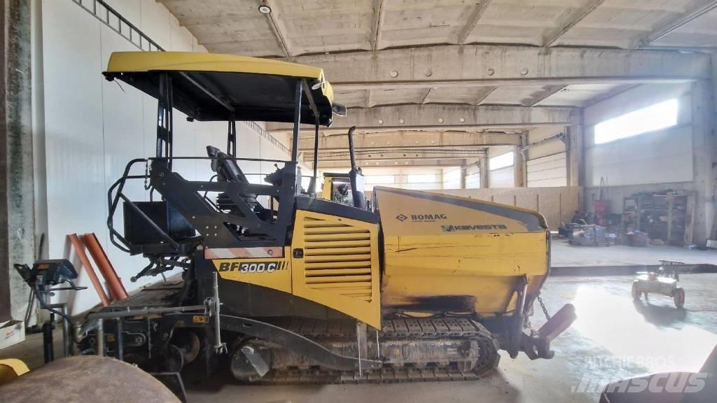 Bomag BF 300 Pavimentadoras de asfalto