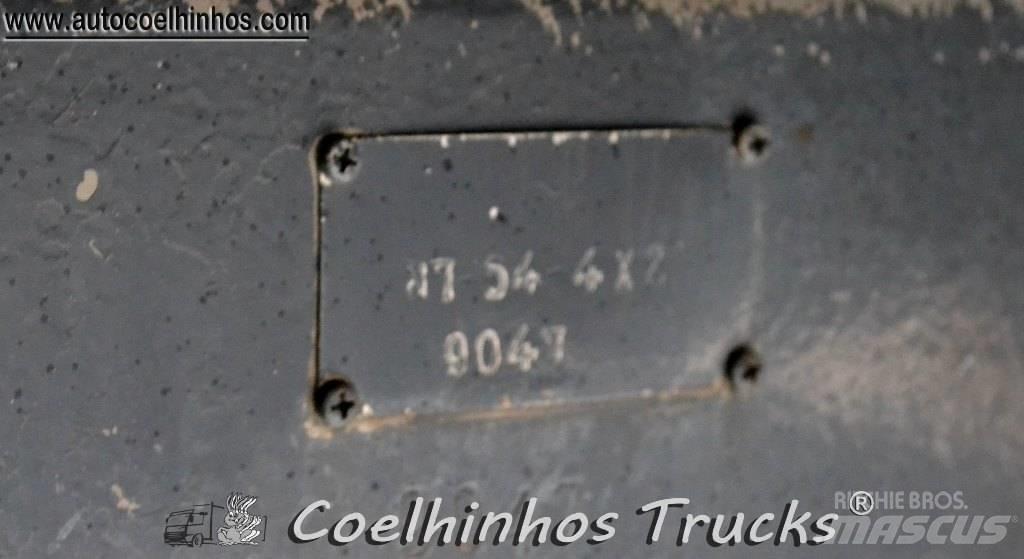 Volvo N7 20 Camiões basculantes