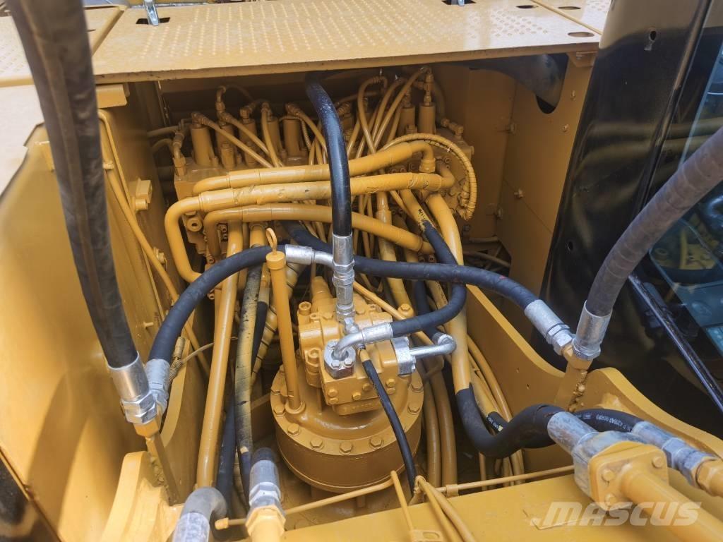 CAT 320 D2 Escavadoras de rastos