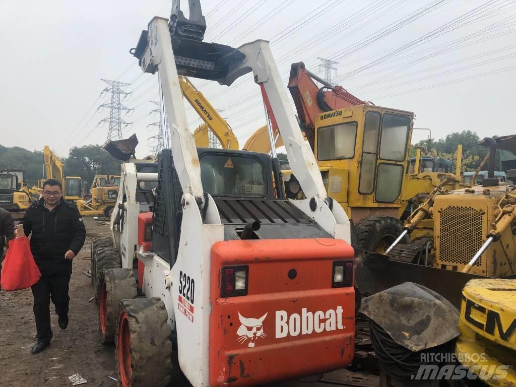 Bobcat S 220 Carregadoras de direcção deslizante