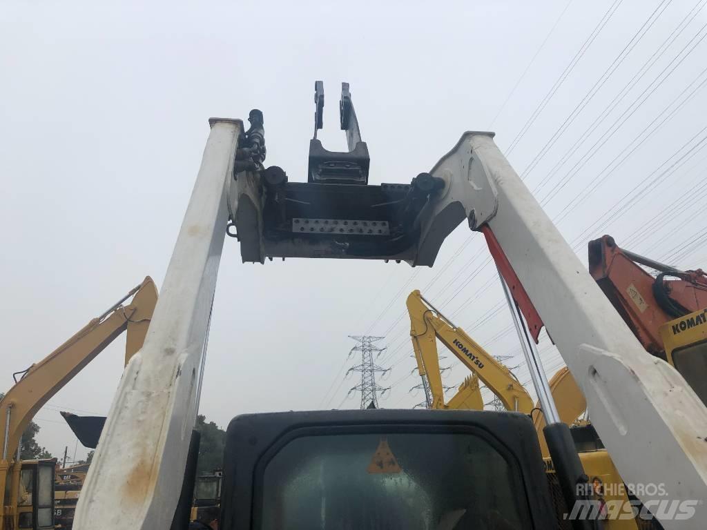 Bobcat S 220 Carregadoras de direcção deslizante