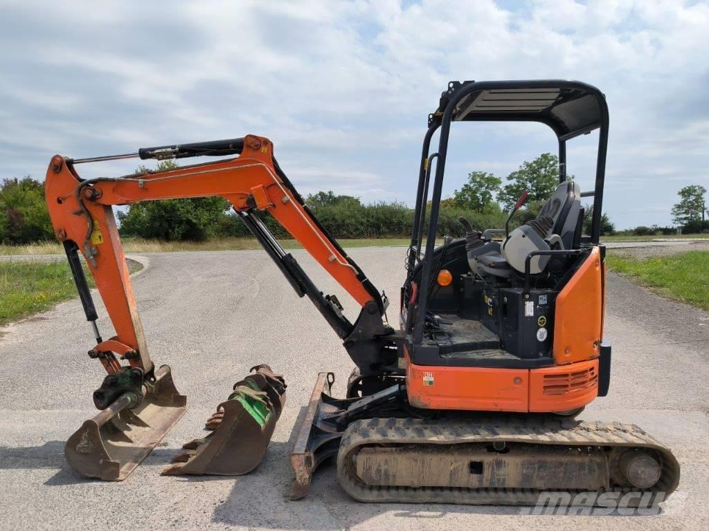 Hitachi ZX 26 U-5A Mini Escavadoras <7t