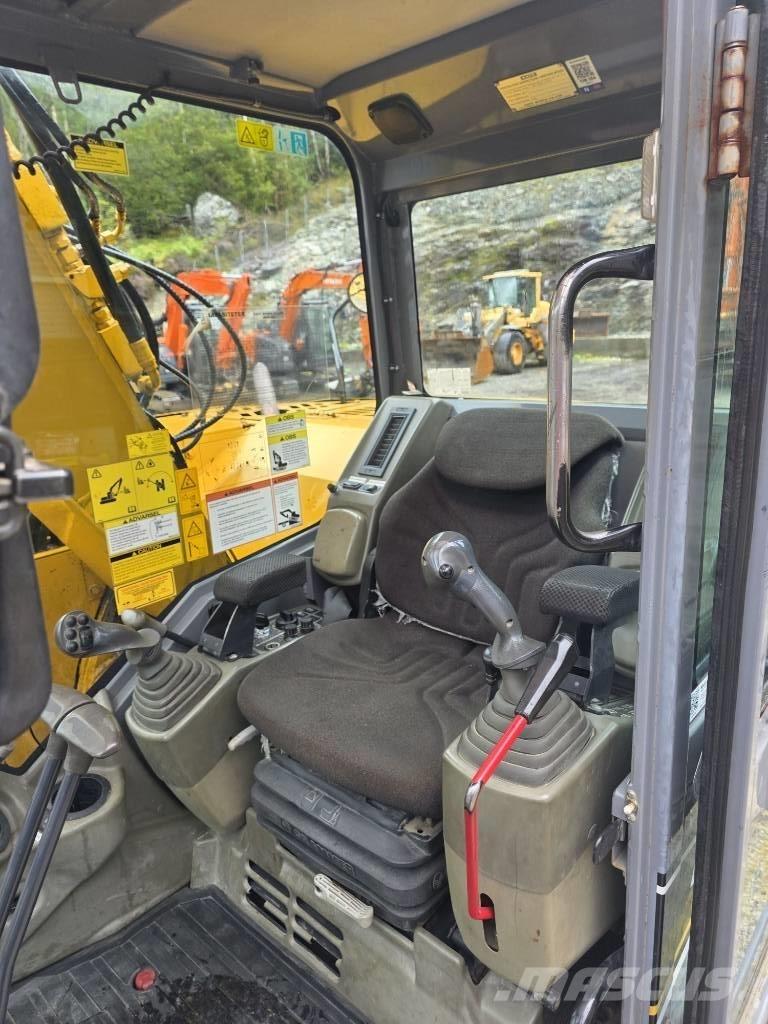 Kato HD 308 US Escavadoras Midi 7t - 12t