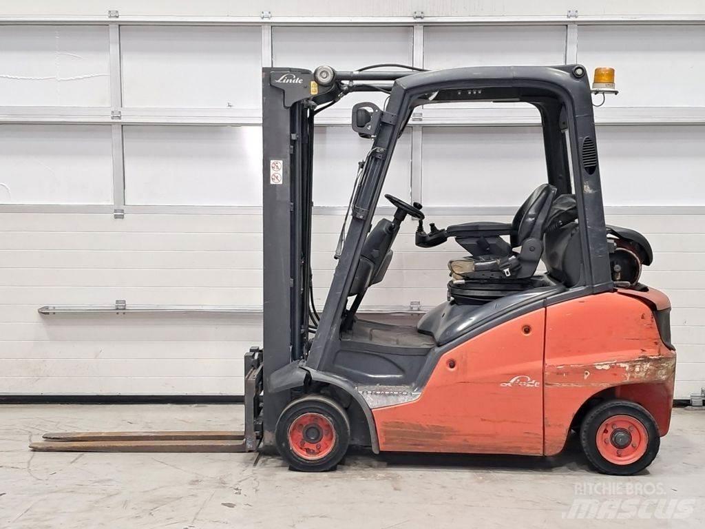 Linde H20T-01 Empilhadores a gás