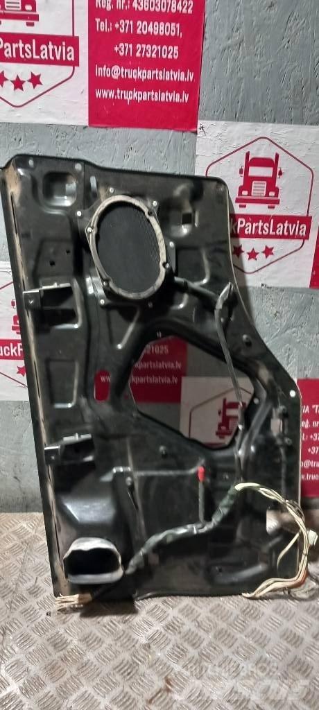 Scania R 440  1534512 Cabines e interior