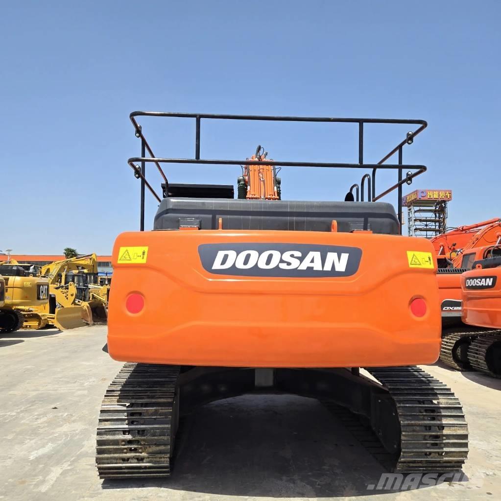 Doosan DX 300 LC Mini Escavadoras <7t