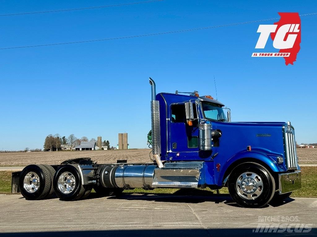 Kenworth W900 Tractores (camiões)