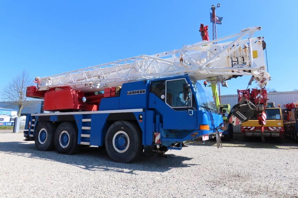 Liebherr LTM 1055-1 Gruas Todo terreno