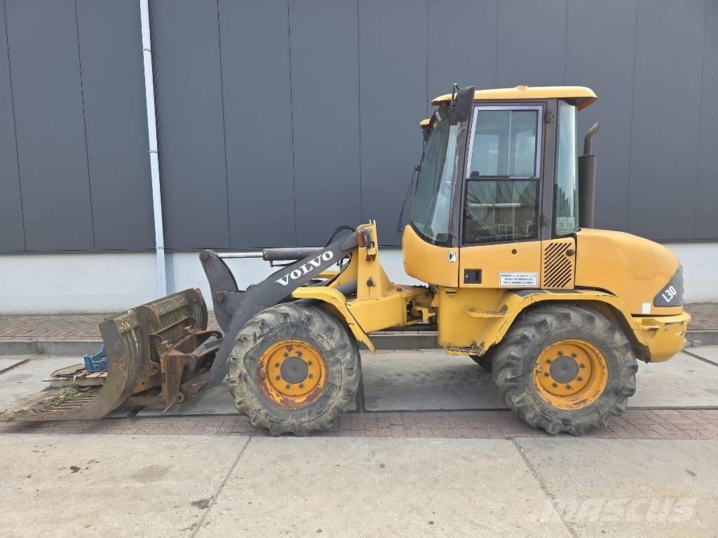 Volvo L 30 B Pás carregadoras de rodas