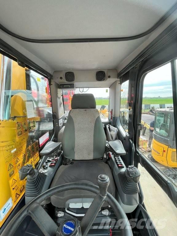 Komatsu PW 148-11 Escavadoras de rodas