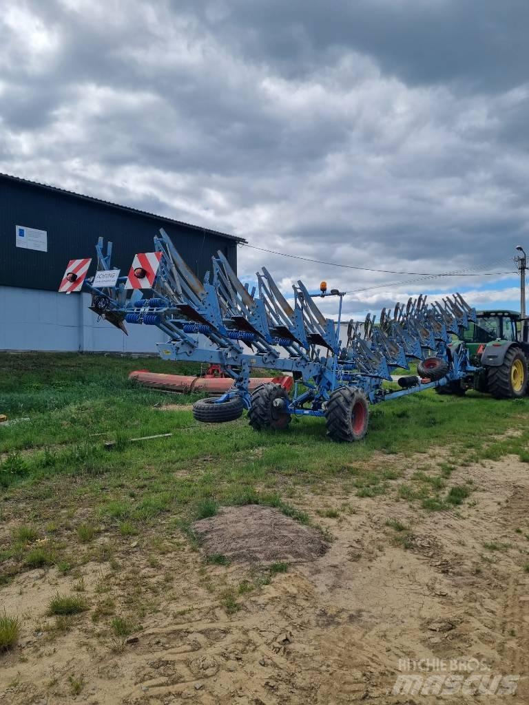 Lemken EuroTitan 10 Charruas reversíveis
