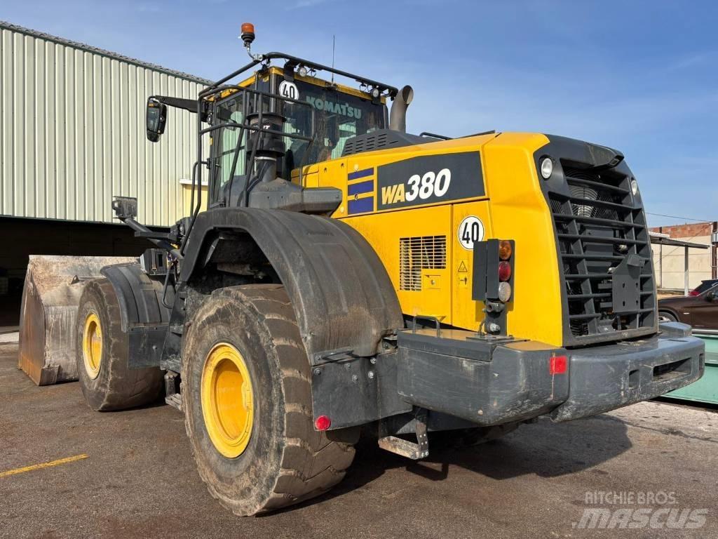 Komatsu WA 380-8 Pás carregadoras de rodas