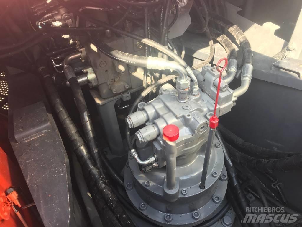 Hitachi ZX 240-3 Escavadoras de rastos
