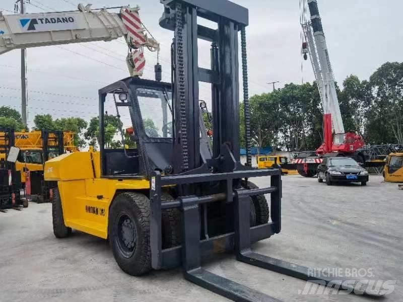 Komatsu FD 160 Empilhadores Diesel
