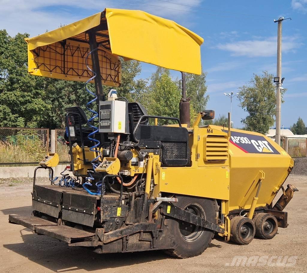 CAT AP300 Pavimentadoras de asfalto